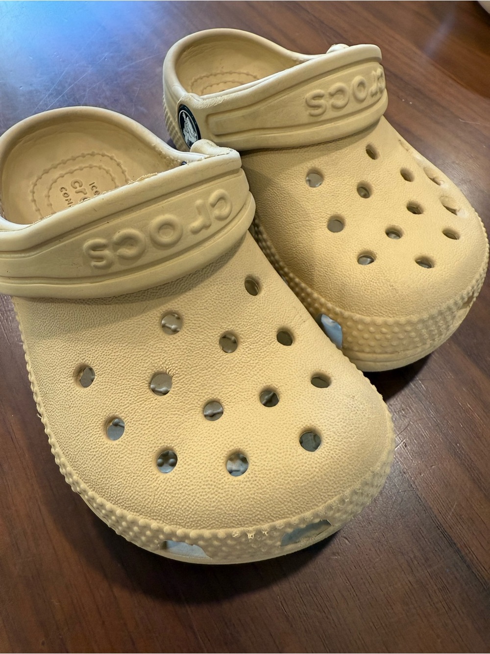 CROCS Kids Classic Clog in Beige